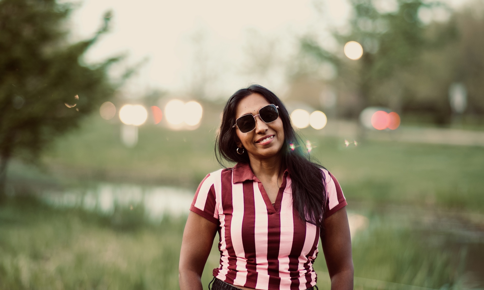 Golden-hour sunset portrait photography session in the DMV by Vetri Frames