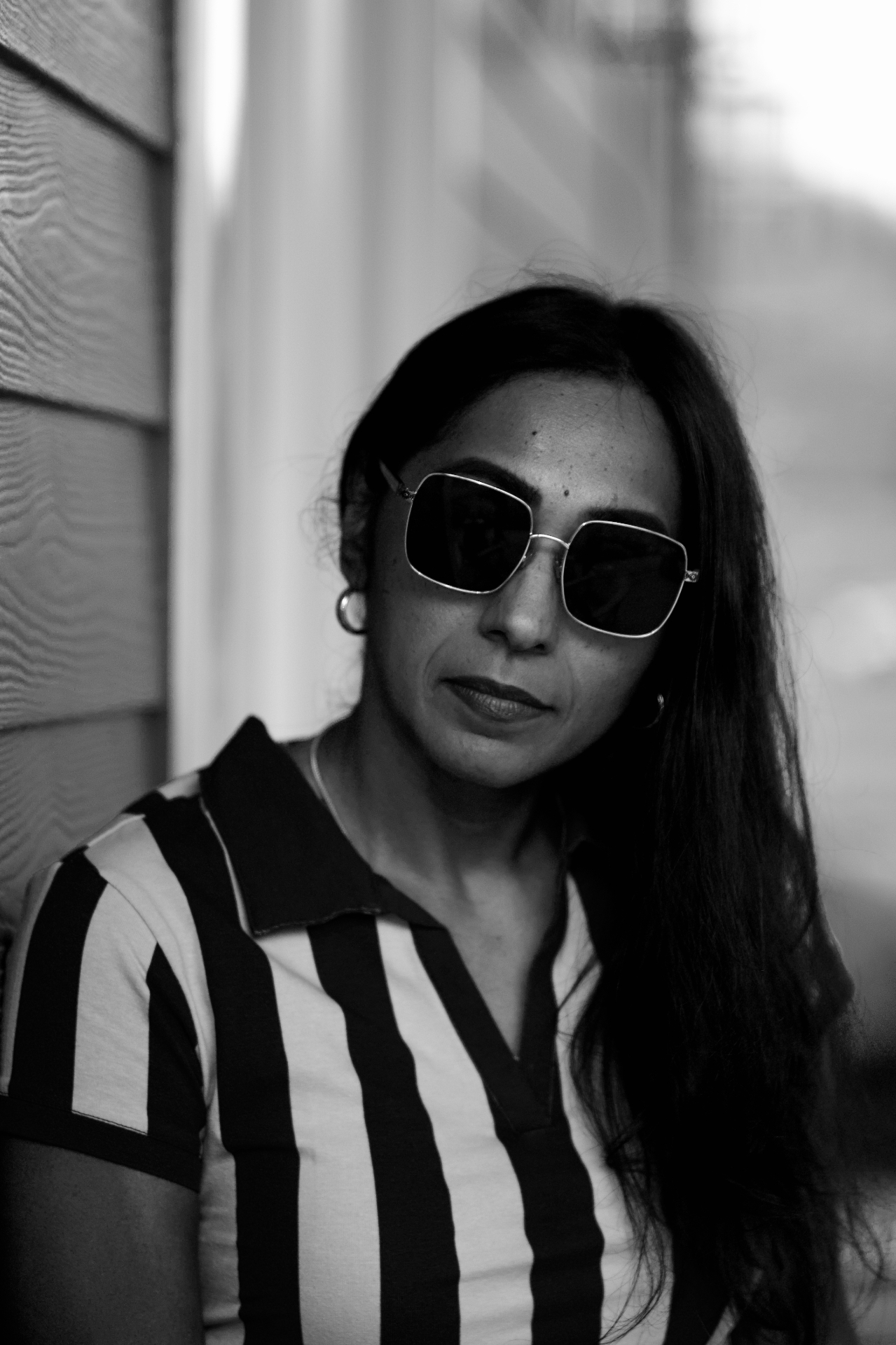 Monochrome portrait, sunglasses